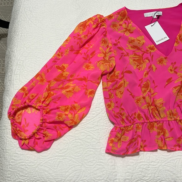 NWT Sugarlips hot rod floral ways balloon sleeve top - Picture 4 of 7